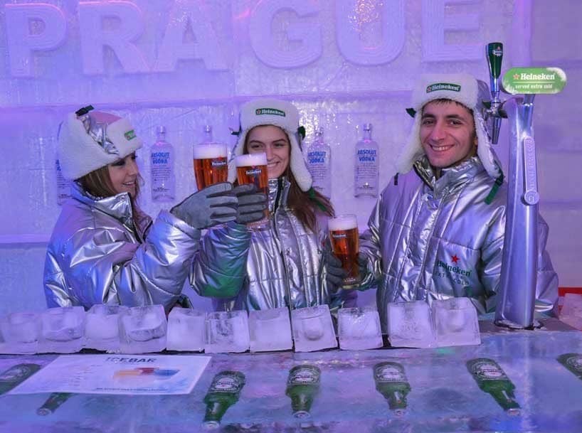 Ледяной бар в Праге: круглый год – арктический лед