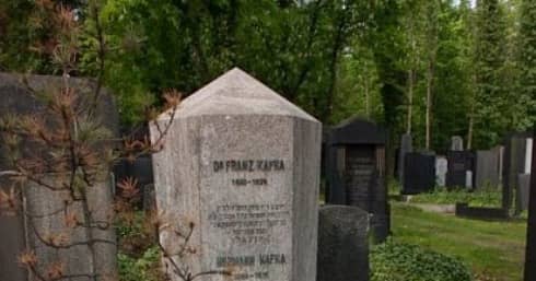 Ольшанское кладбище – самое старое и красивое кладбище в Праге