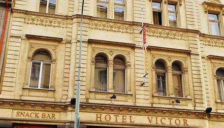 Отель Victor