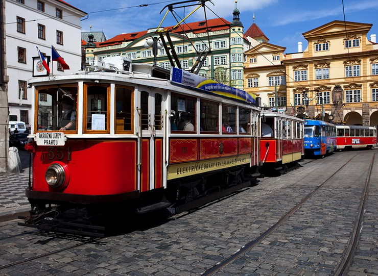 На центральній площі Праги знов з’являться трамваї.
