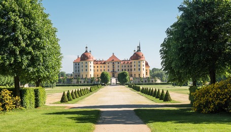 Замок Морицбург (замок Золушки)